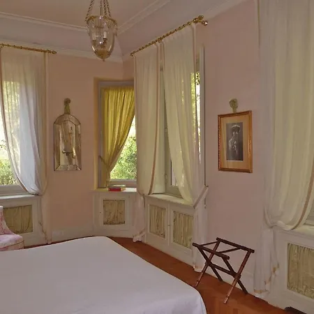 Sleeps 14 Pool Air Con Wifi 빌라